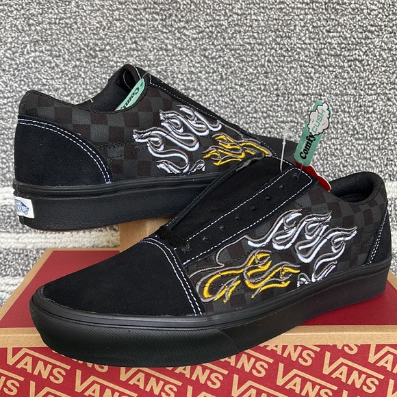 Vans Comfycush Ignition Black/Black Men’s sneakers - athletic shoes - Picture 9 of 16